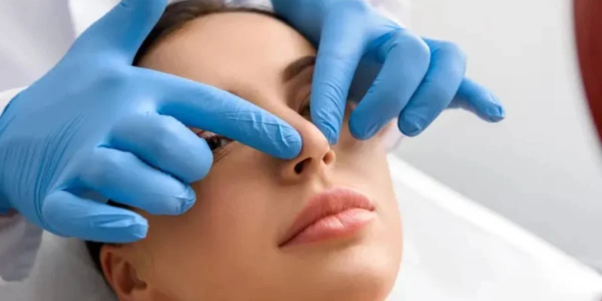 مقایسه عمل بینی باز و بسته